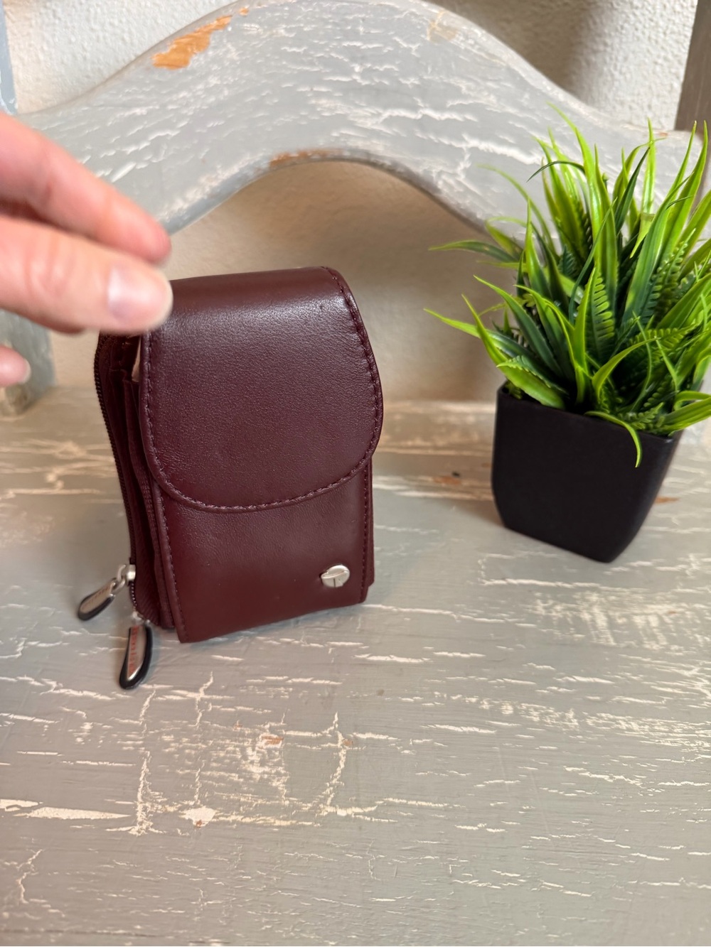 Travelon Maroon Zip Wallet with Branded Pulls